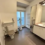 Maison Cesalyna * Puteaux